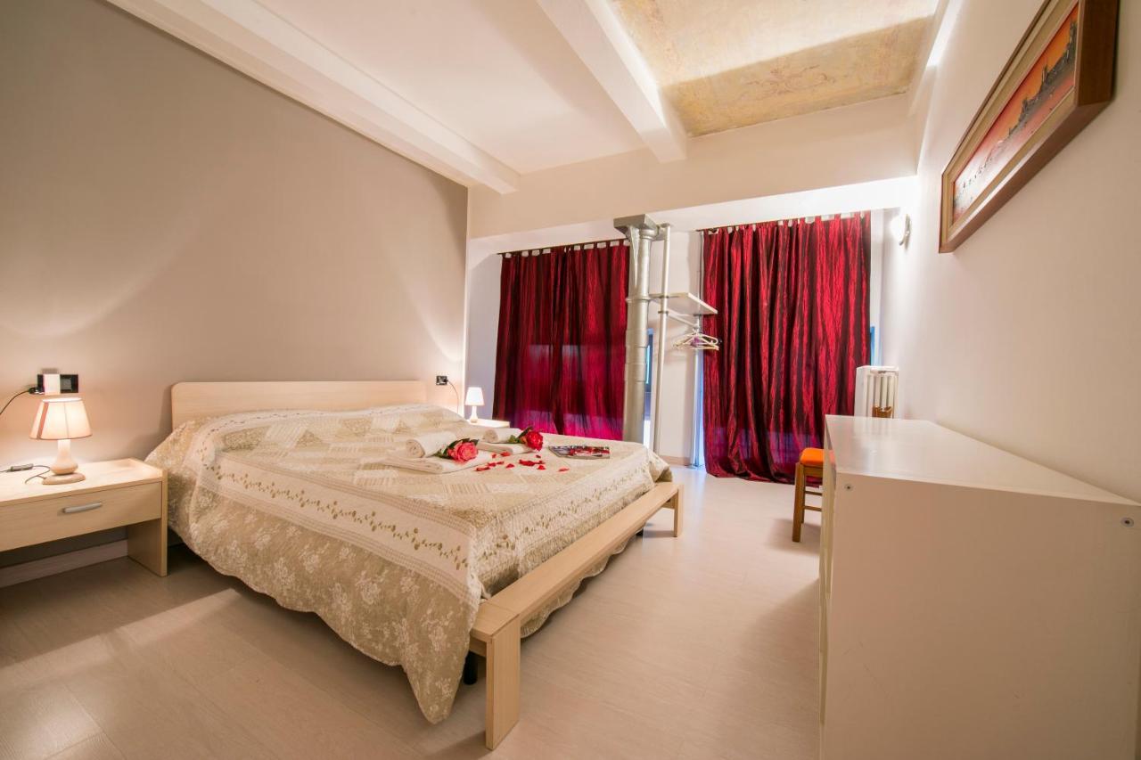 Menaggio Tosca Apartments Luaran gambar