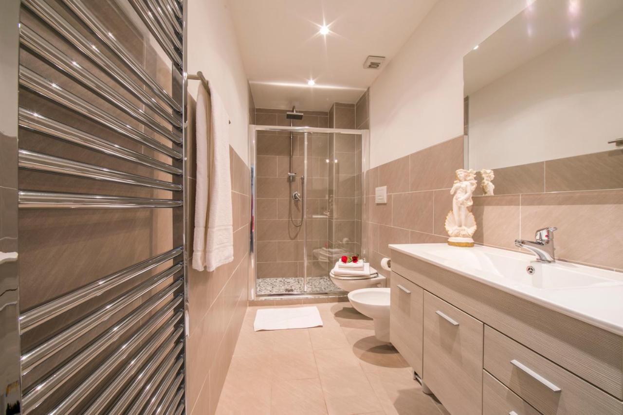 Menaggio Tosca Apartments Luaran gambar